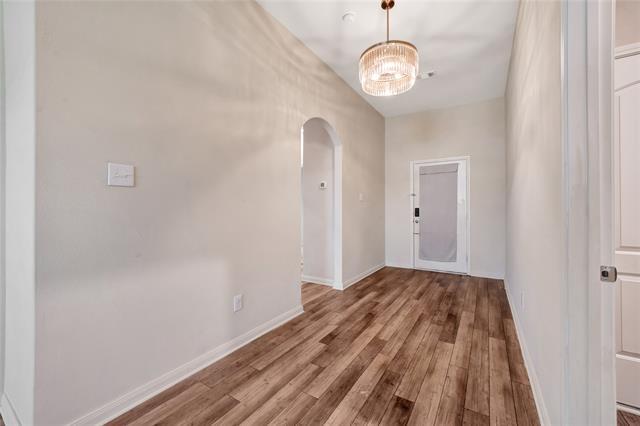 Photo - 1800 Tyne Way