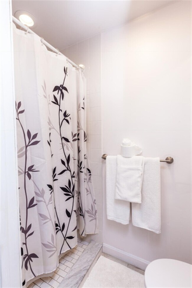 Photo - 36 Florence St Unit 1