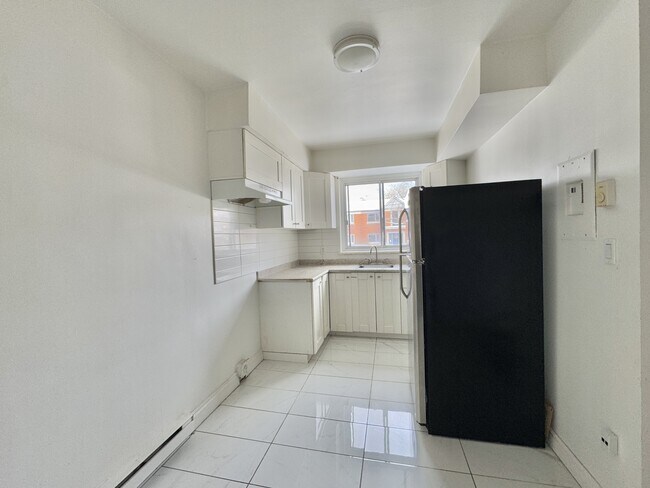 Photo - 341 Bd Graham