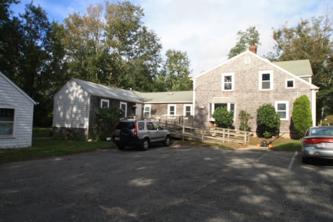 246 N Falmouth Hwy