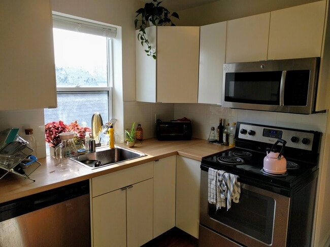 Photo - 174 Claremont St Unit 2