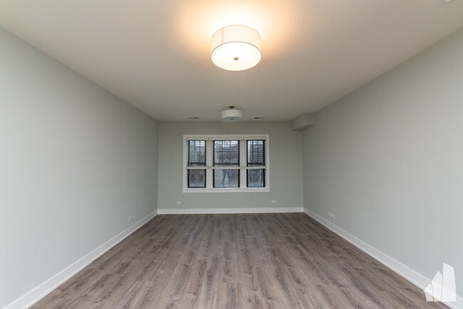 Photo - 1143 Maple Unit 2