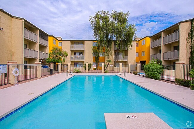 Building Photo - Santa Fe Springs Rental