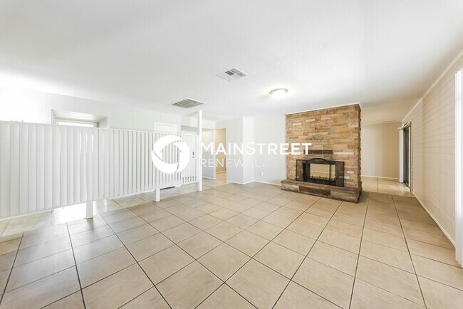 Photo - 3 Bedroom Pet-Friendly Home in Phoenix, AZ...
