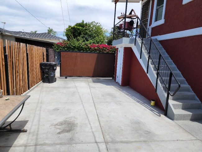 Photo - 3549 Highland Ave