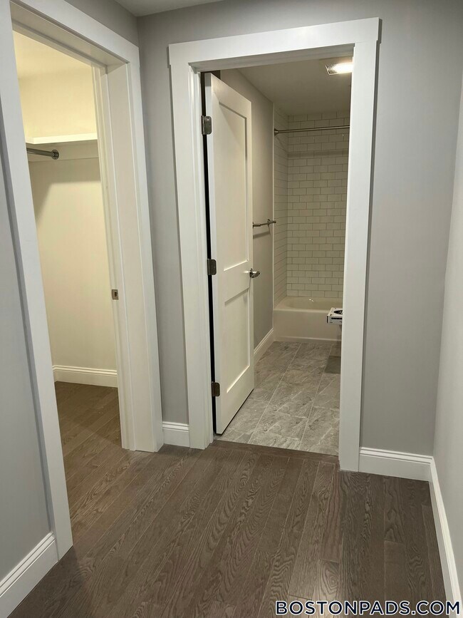 Photo - 328 Bank St Unidad 15