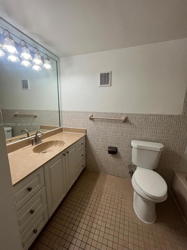 Photo - 4275 NW S Tamiami Canal Dr Unit 2-312