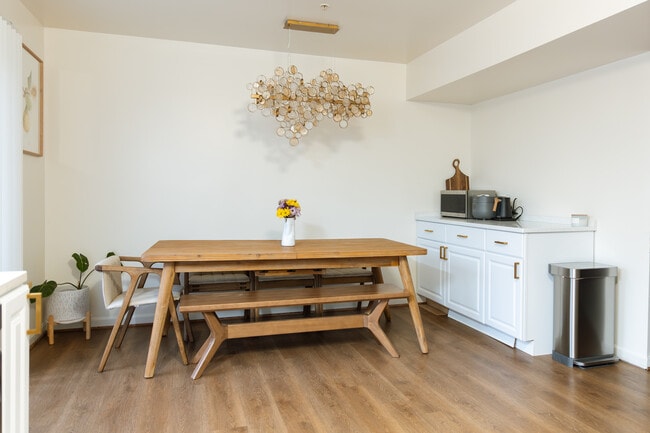 Photo - 5790 Katsura Ct