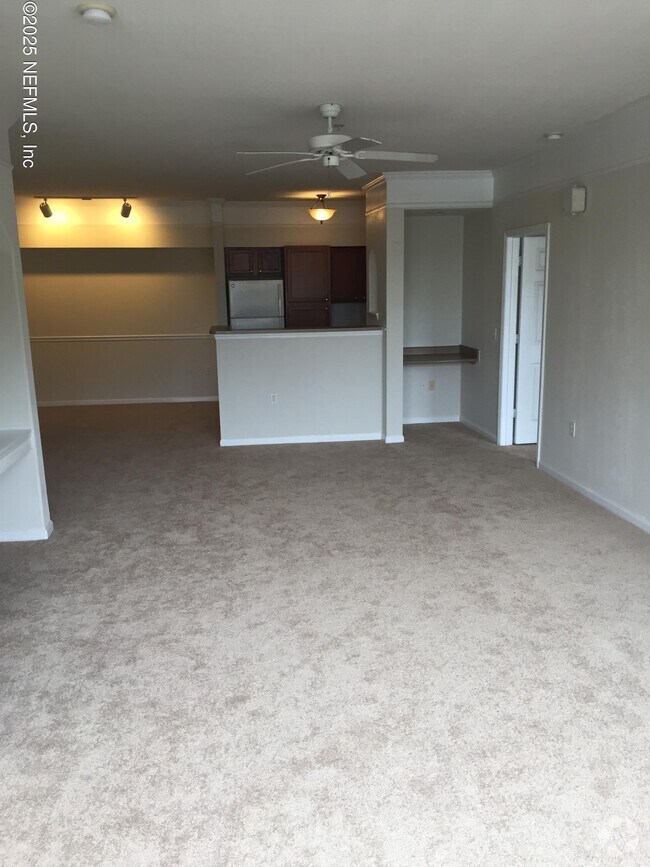 Building Photo - 8550 Touchton Rd Unit 1723 Rental