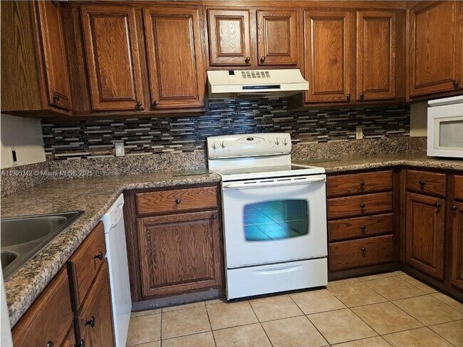 Photo - 154 Sandalwood Dr