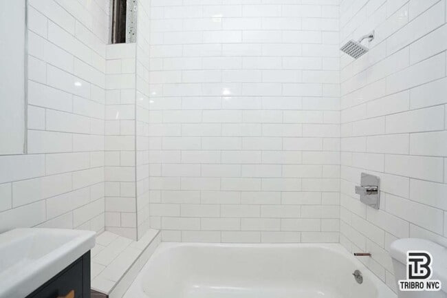 Photo - 4 bedroom in BROOKLYN NY 11221 Unit 2S
