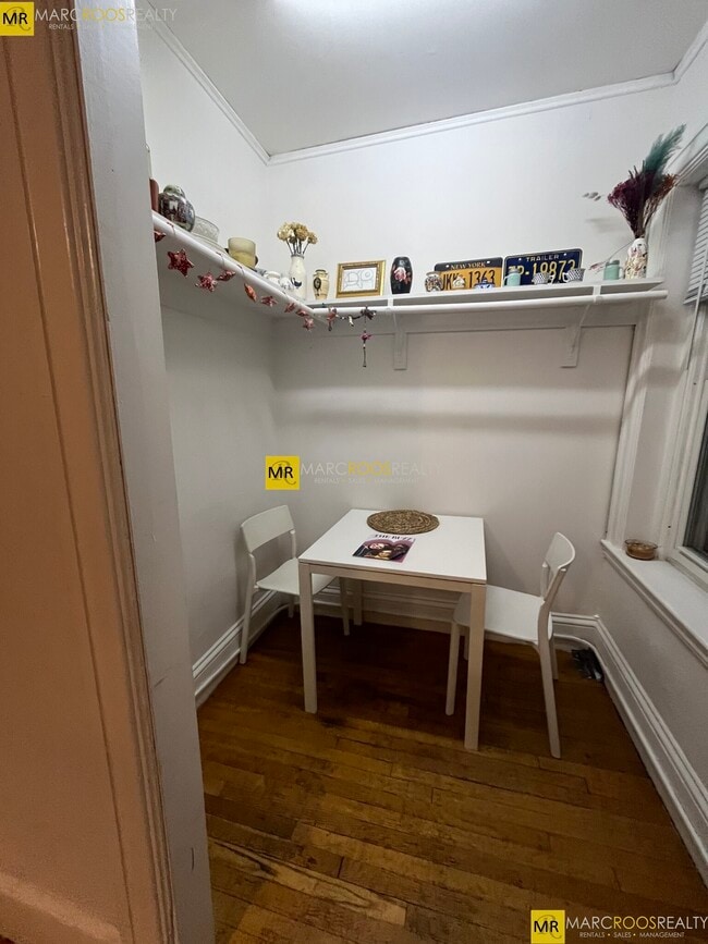 Photo - 100 Saint Marys St