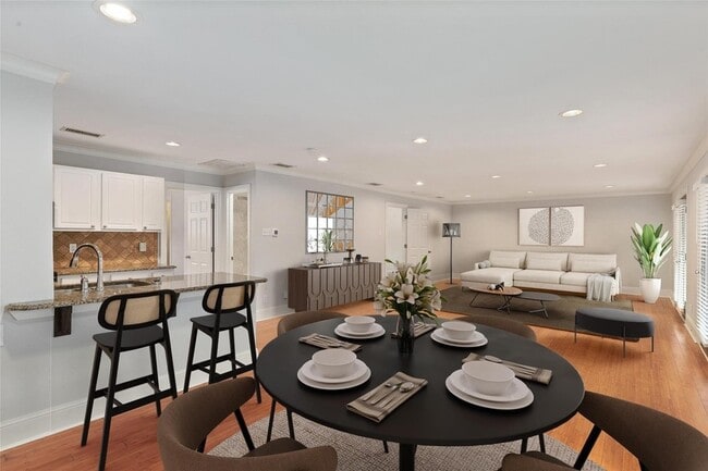 Photo - 7770 Meadow Rd Unit 211