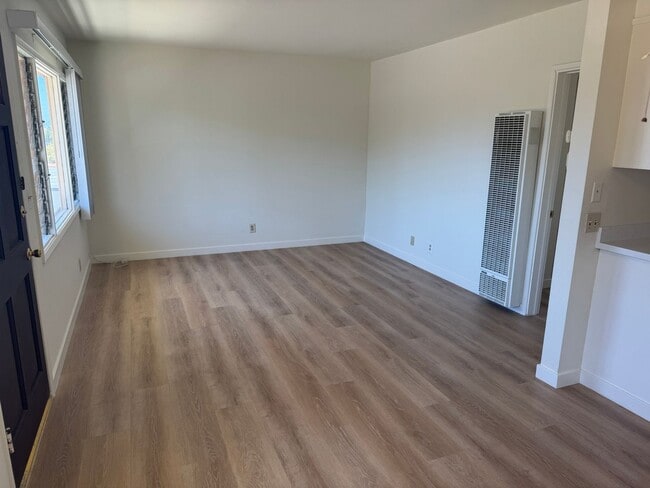 Photo - 3032 Meade Ave Unit 3032