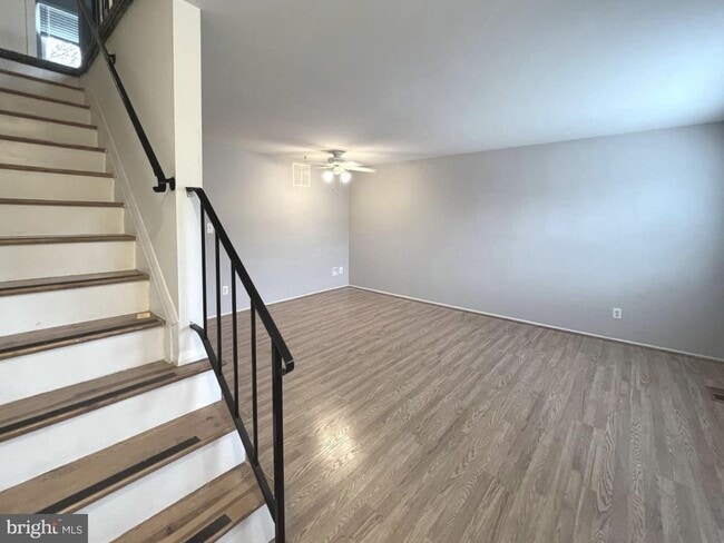 Building Photo - 462 Long Towne Ct Rental