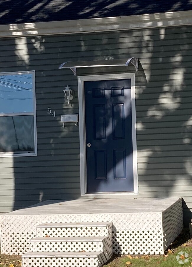 Building Photo - 54 S Madison Rd Rental