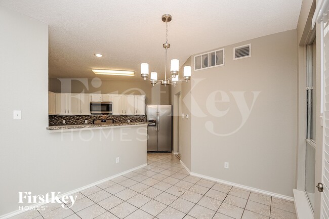 Photo - 1411 Springwood Dr
