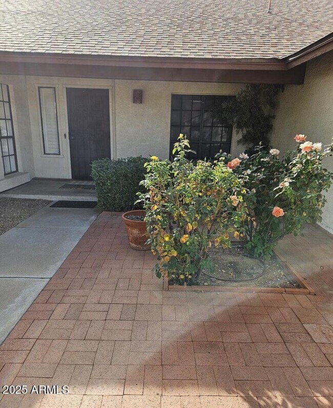 Photo - 4325 E Greenway Ln