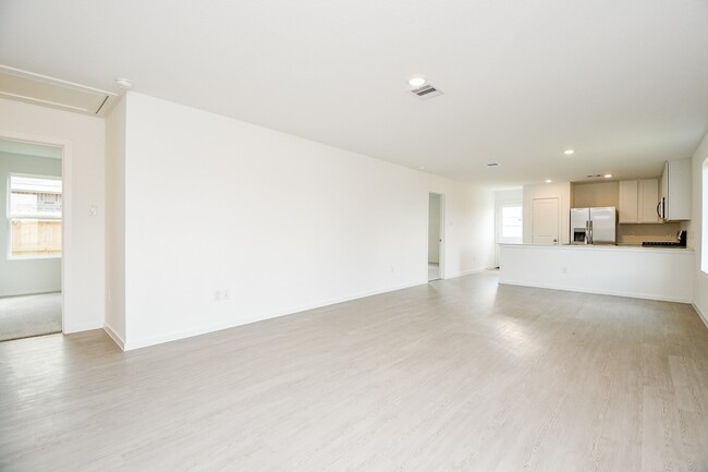 Photo - 6859 Lantana Leaf Ln