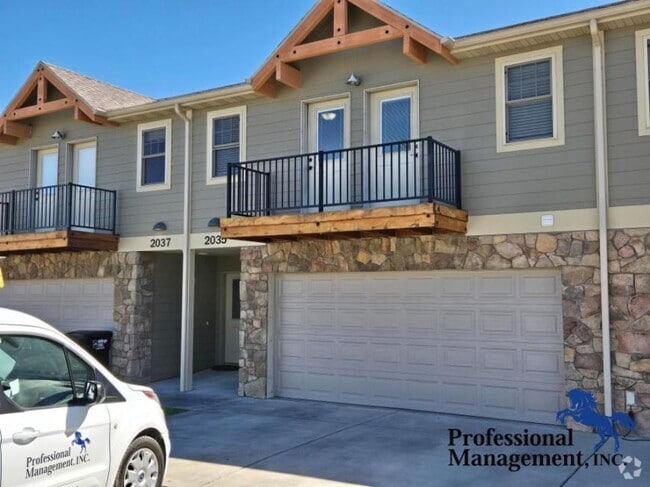 Building Photo - 3 bedroom in Billings MT 59105 Rental