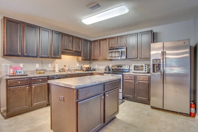 Photo - Charming 3-Bedroom Home in Central Pensacola with Open Layout and Fenced Yard