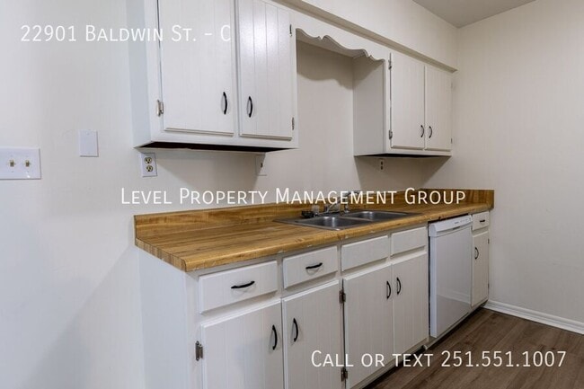 Photo - 22901 Baldwin St Unit C