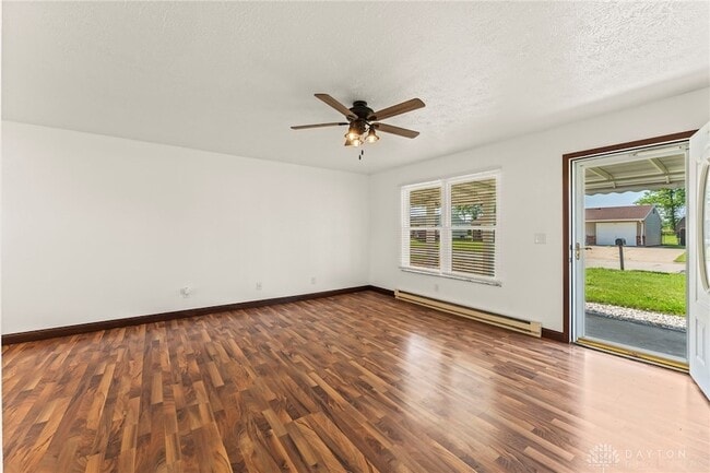 10975 Comanche Dr