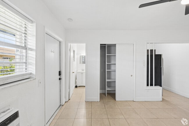 Studio - 500SF