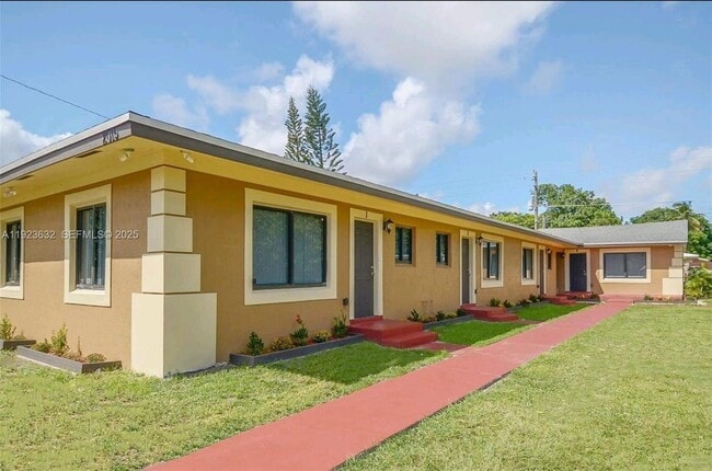 Photo - 2015 Funston St Unit XX