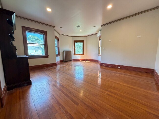 Photo - 161 Park Hill Ave Unit 2