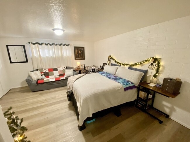 Photo - 644 E 600 N