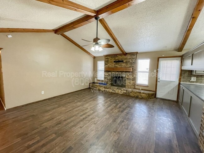 Photo - 2108 77th St