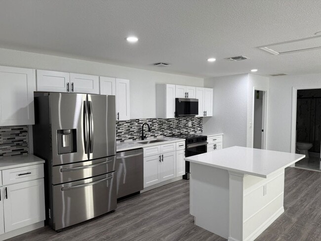 Building Photo - 12948 SW 62nd Street Rd Rental