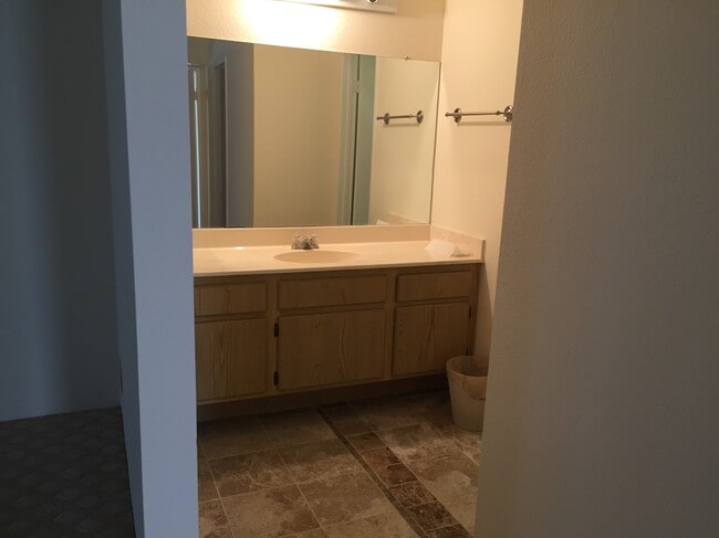 Photo - 3520 Lebon Dr Unidad 5216