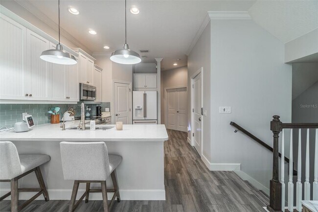 Photo - 3162 Moorings Dr S