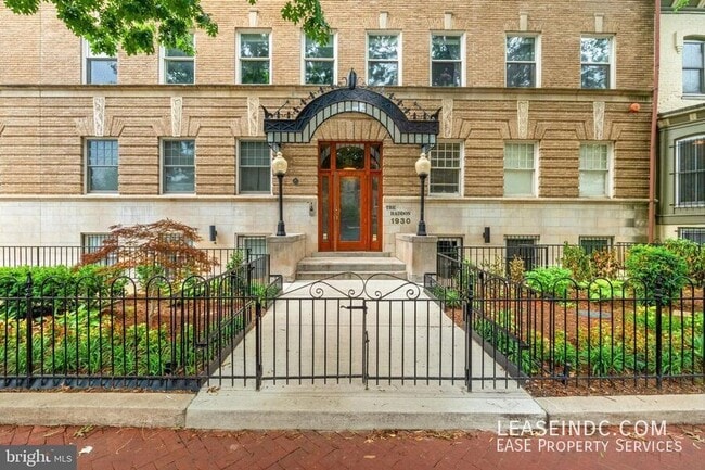 Photo - 1930 New Hampshire Ave NW Unidad #12