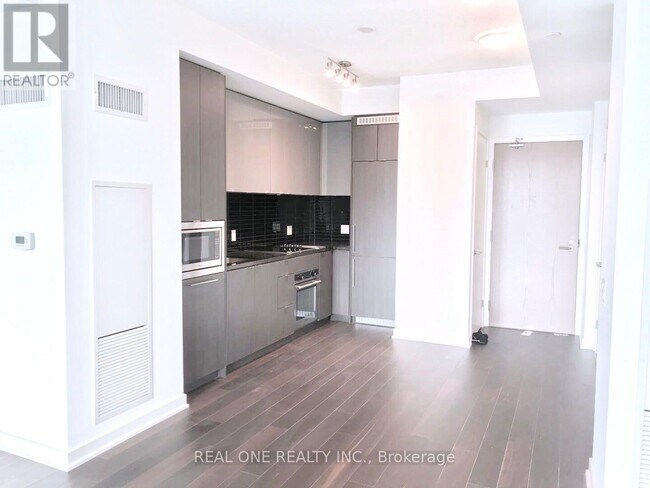 Photo - 125 Blue Jays Way Unité 5207