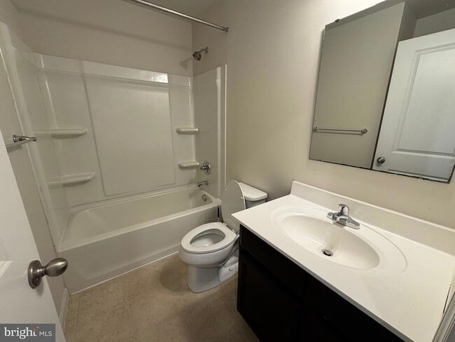 Photo - 20 Marsh Ln