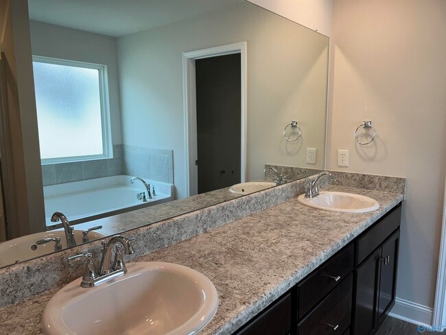 Photo - 4218 Textile Ln