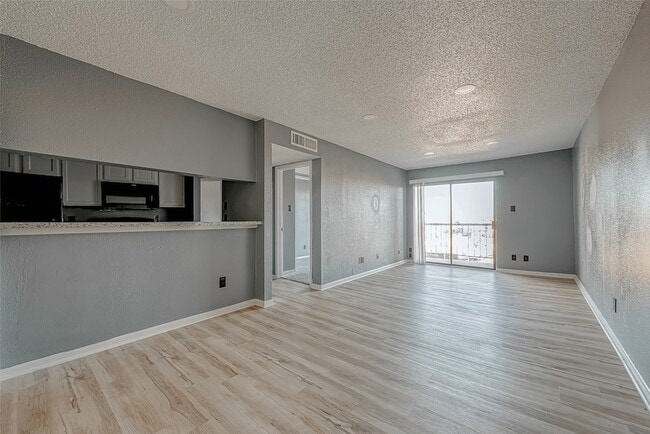 Building Photo - 2830 S Bartell Dr Unit 311