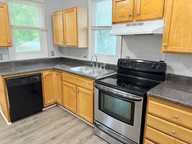 Photo - Great 3 Bedroom Home for Rent