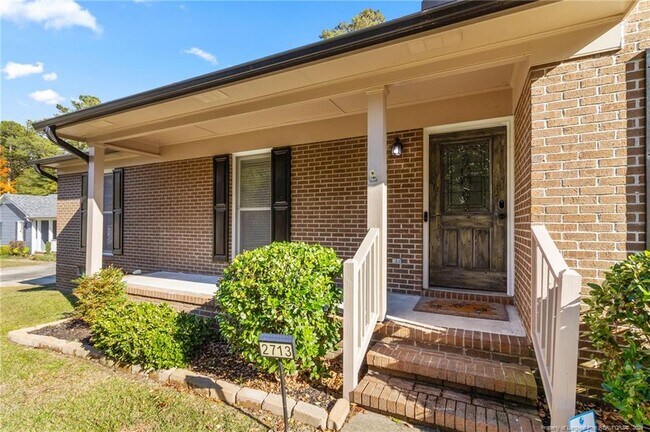 Photo - 2713 Leabrook Dr