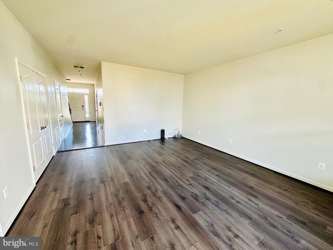 Photo - 9448 Adelaide Ln