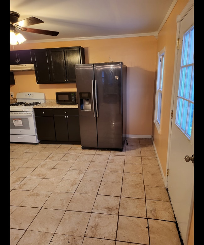 Photo - 107 Canaan St Unidad 2