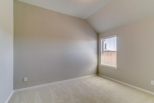 Photo - 6018 Grace Falls Dr