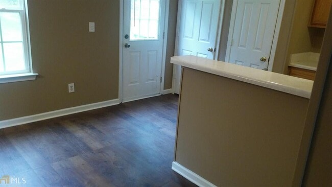 Photo - 1652 Hallmark Hills Dr