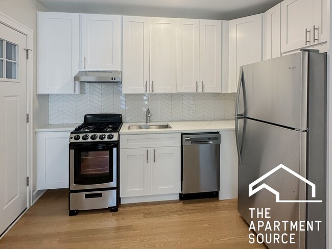 Photo - 638 W Arlington Pl Unit 52