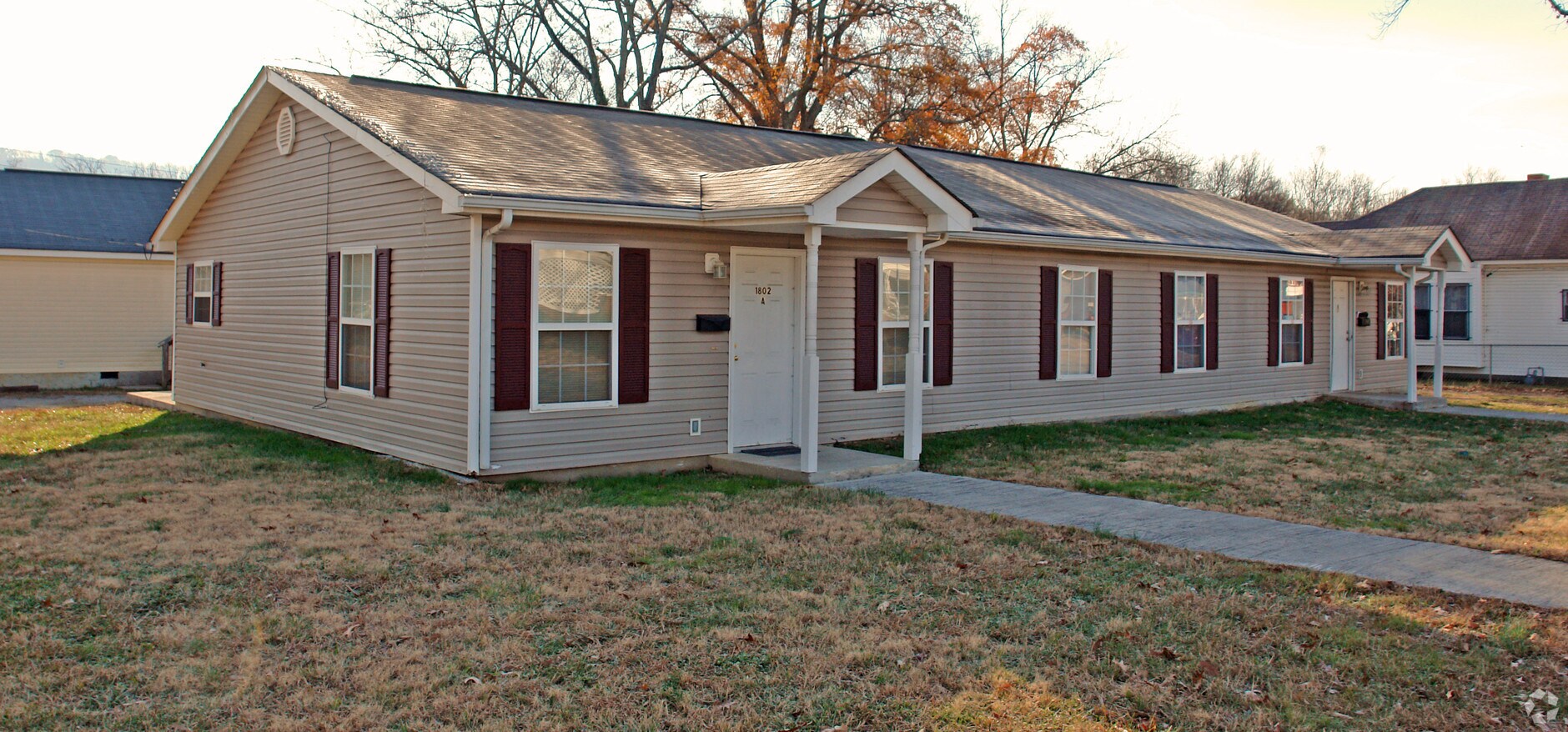 Photo - 1802 S Willow St Apartments