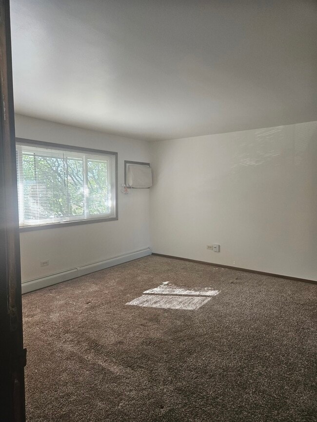 Photo - 1253 Getzelman Dr Unit 1N