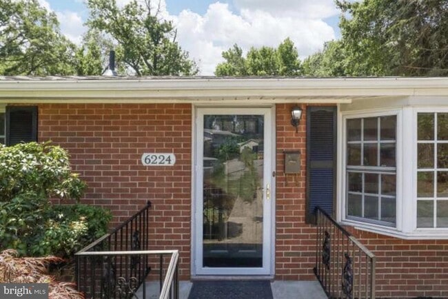 Photo - 6224 Thornwood Dr